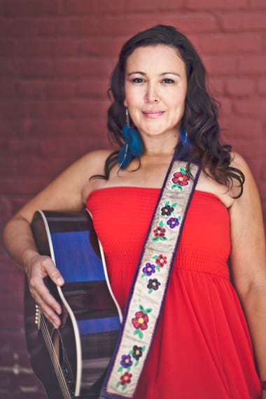 AMW In-the-Round presented by the Winnipeg Folk Festival